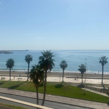 Moderno Y Completo Apartamento Frente Al Mar Málaga Eksteriør billede