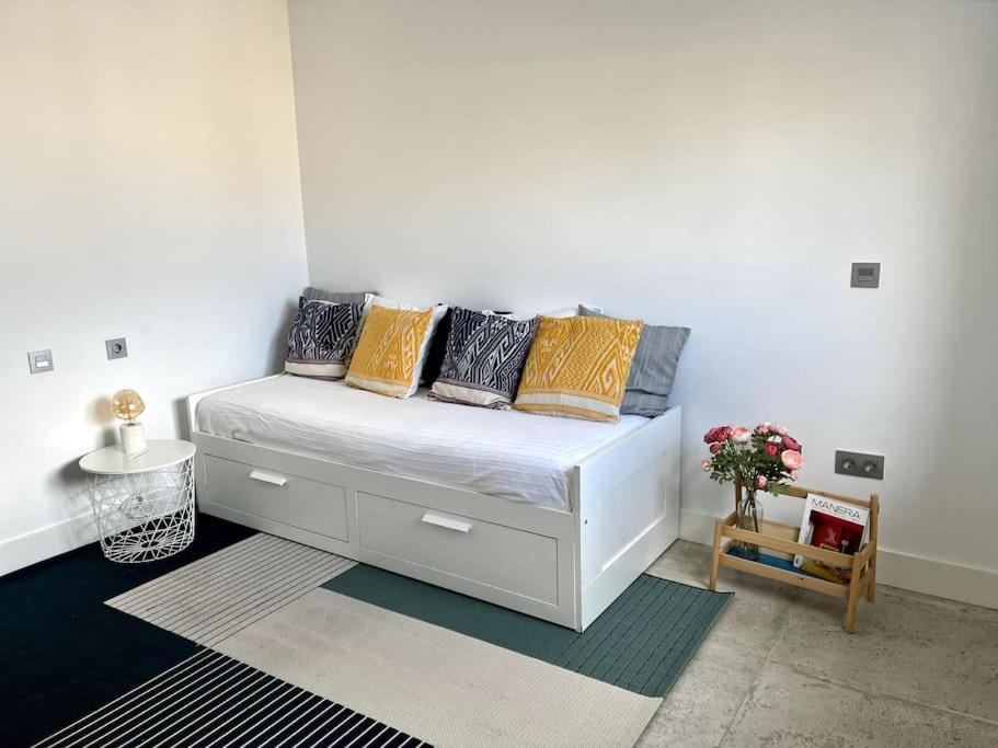 Moderno Y Completo Apartamento Frente Al Mar Málaga Eksteriør billede
