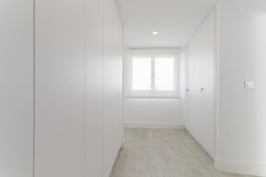 Moderno Y Completo Apartamento Frente Al Mar Málaga Eksteriør billede